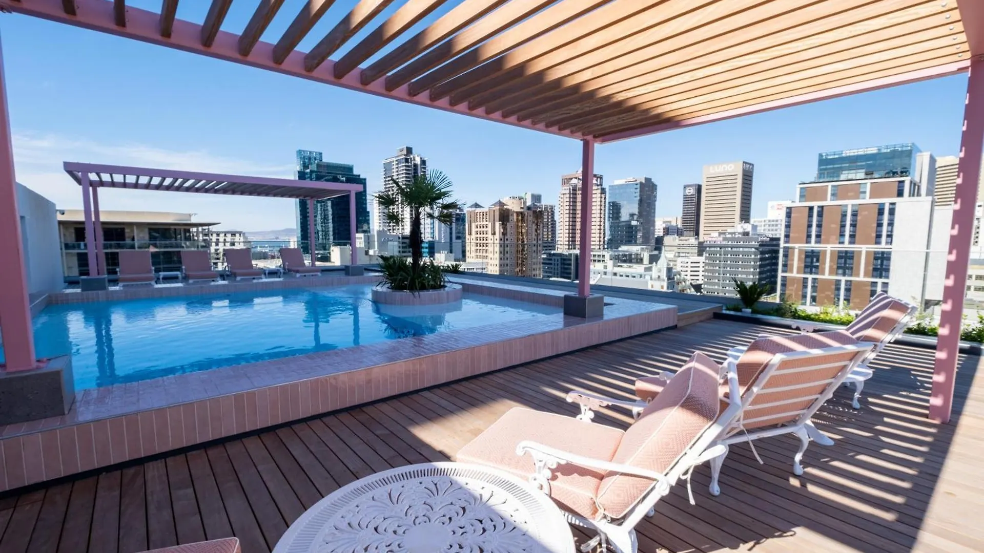 The Rose 707: Top Floor Modern City Apartment Ciudad del Cabo
